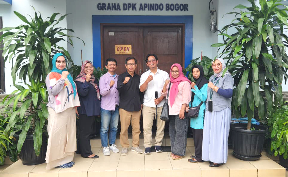 Rapat dan Sosialisasi Bidang II (UMKM) terkait Rencana Pelaksanaan Pujasara Kolaborasi dengan Serbu UMKM di Halaman Kantor APINDO Kabupaten Bogor.